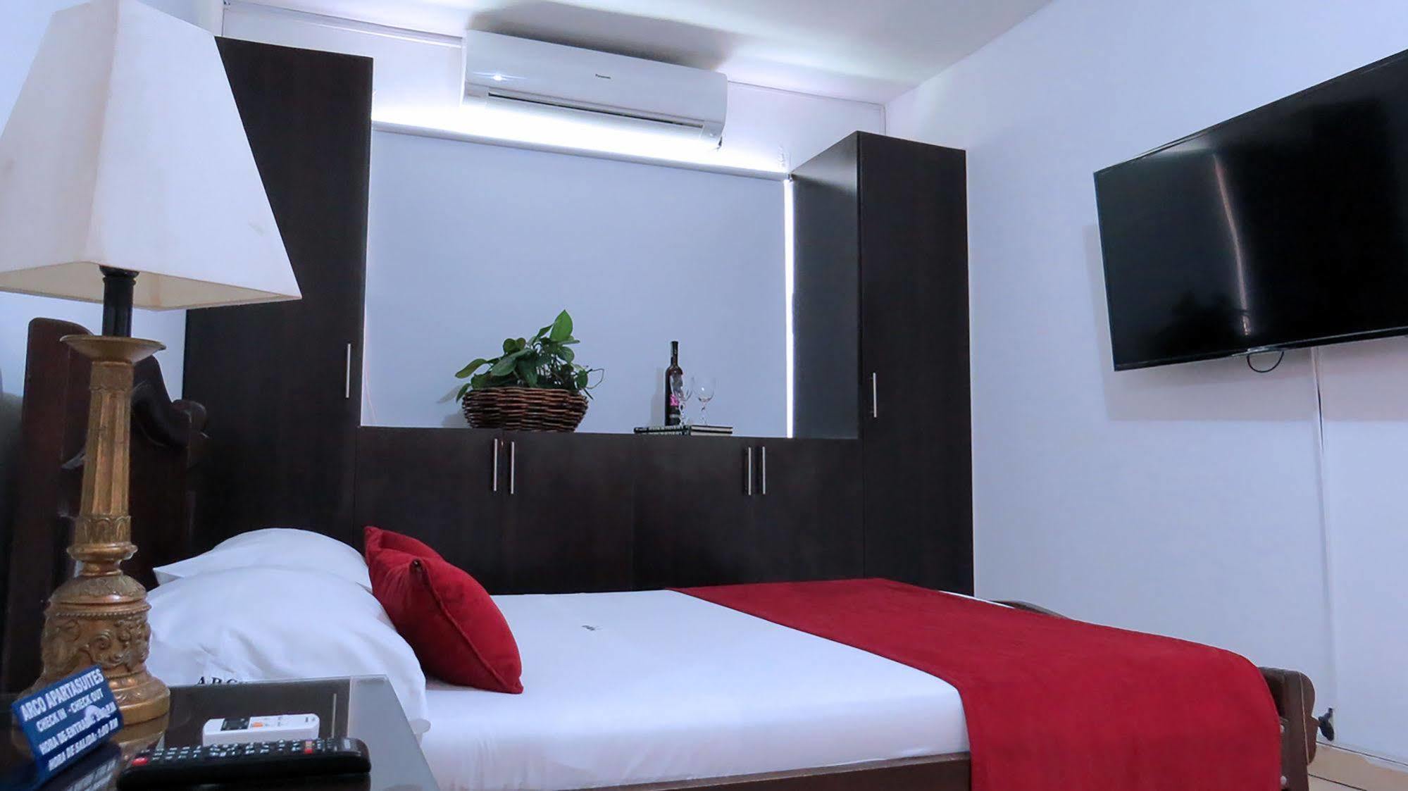 Appart hôtel Arco Apartasuites 3*